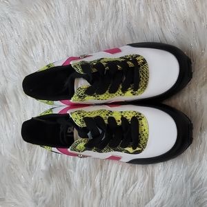 Women GBG Los Angeles Rayve lace up multicolored sneakers